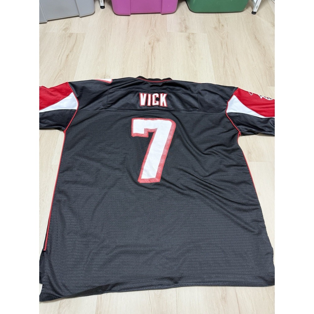 Reebok Atlanta Falcons Men's 2XL Mike Vick #7 Football Jersey NFL Mesh Black - Picture 7 of 7